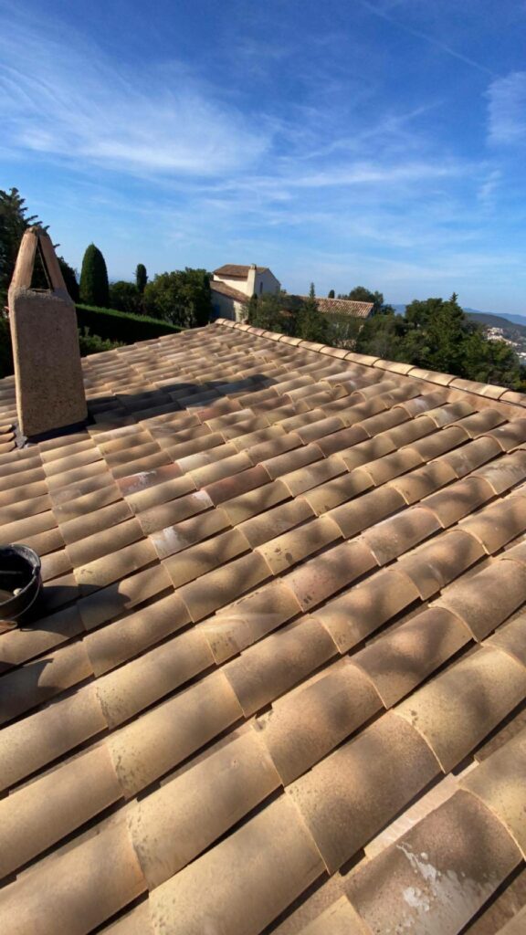 entreprise de couverture devis reparation toit draguignan var